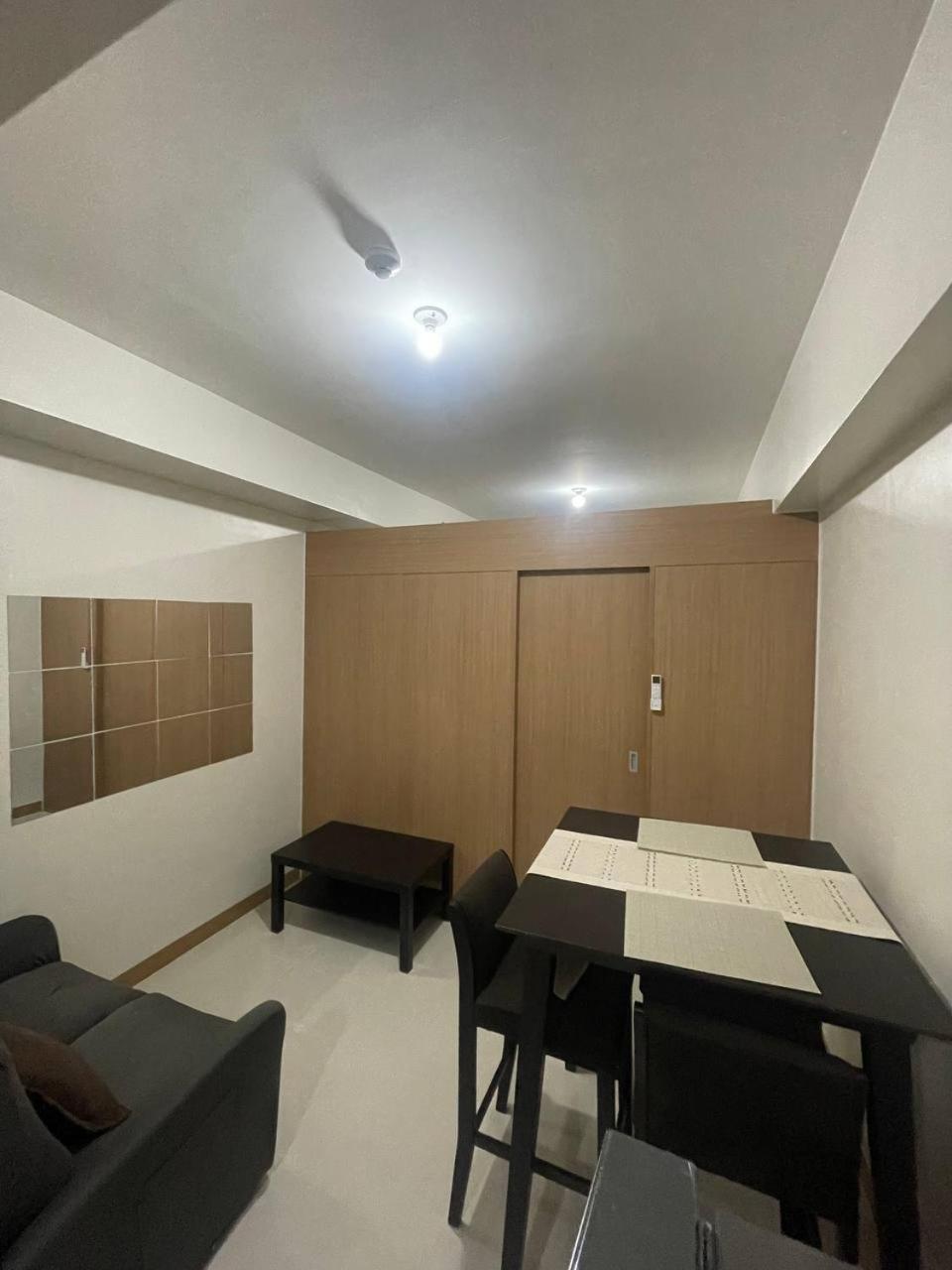 Red Residences Chino Roces Makati Makati City Ngoại thất bức ảnh